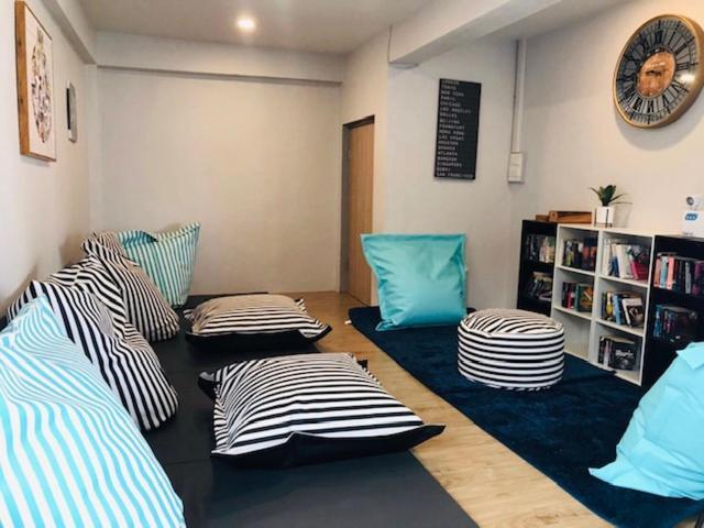 Zleepingpills Aonang Krabi Hostel Ngoại thất bức ảnh