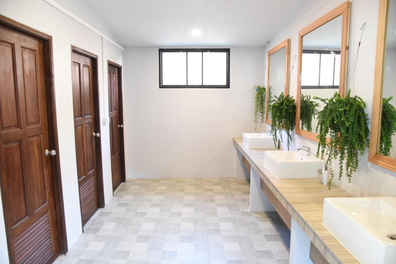 Zleepingpills Aonang Krabi Hostel Ngoại thất bức ảnh